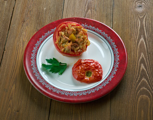 tomato  stuffed with meat