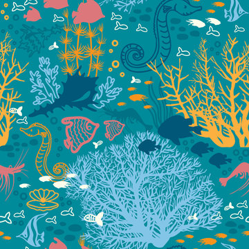 Seamless pattern with underwater coral and fish.