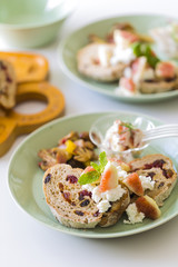 ミルクハースの朝食