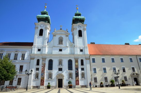 Gyor, &eacute;glise b&eacute;n&eacute;dictine de Saint-Ignace de  Loyola