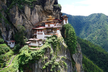 A view of Paro Taksang monastery in Paro, Bhutan - obrazy, fototapety, plakaty