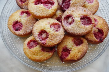 Mini round raspberry tea cakes