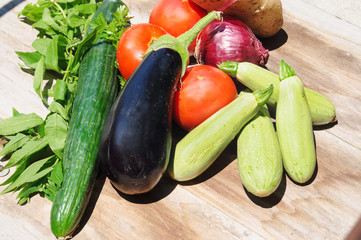 Composition with assorted raw organic vegetables