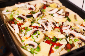  Homemade pizza in pan