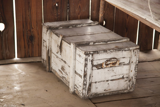 wooden crate

