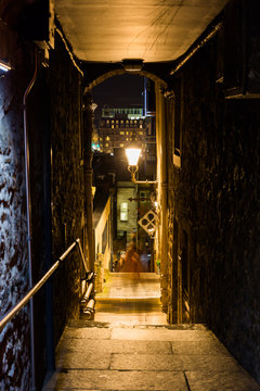 small alleyway in Edinburgh, Scotland, at night
