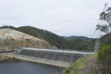 Tableaux ronds sur aluminium brossé Barrage Dam, Kangaroo Creek Reservoir, Adelaide Hills, South Australia