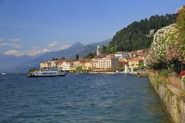 Fototapeta na wymiar View on coast line of Bellagio city on Lake Como, Italy