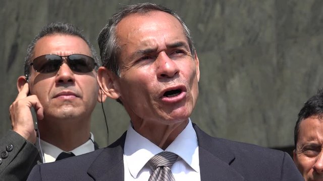 Politician Senator Mayor Or Governor