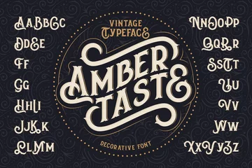 Foto op Plexiglas Vintage decoratief lettertype genaamd &quot Amber Taste&quot  met labelontwerp en achtergrondpatroon © gleb_guralnyk