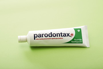 Parodontax