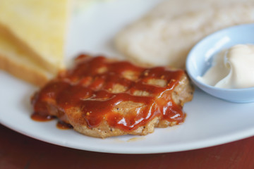 Chicken spaghetti with pork steak
