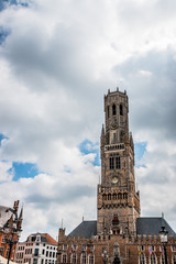 Fototapeta na wymiar Beffroi de Bruges la Venise du Nord