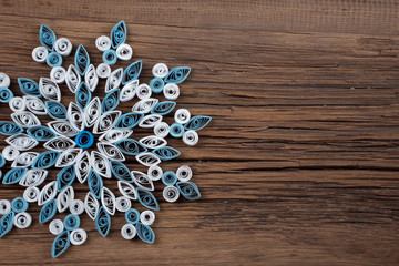 snowflake out of paper quilling