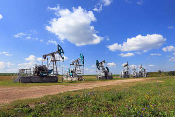 Fototapeta premium Oil pump in the field