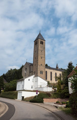Fototapeta na wymiar Kirche in Ballersweiler