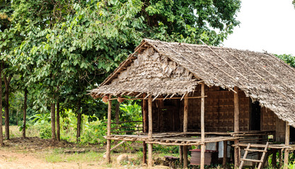 old cottage in roadside