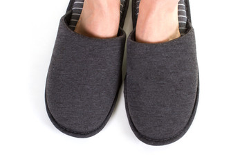 Home men's gray slippers.