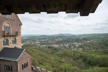 Blick von der Wartburg bei Eisenach Thüringen in Richtung Burschenschaftsdenkmal