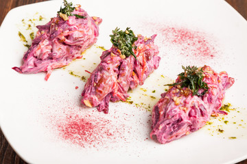 Salad with beets and pork