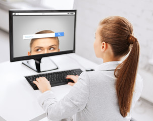 Fototapeta na wymiar businesswoman with internet search on computer