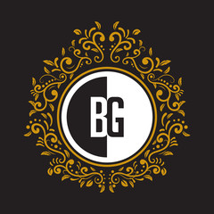 INITIAL CIRCLE HALF vintage elegant luxury