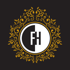 INITIAL CIRCLE HALF vintage