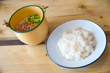 poached eggs and rice