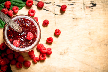 Sweet jam with raspberries.