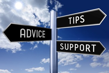 Obraz premium Signpost with three arrows - advice concept