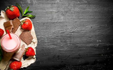 Strawberry smoothie with chocolate and mint.