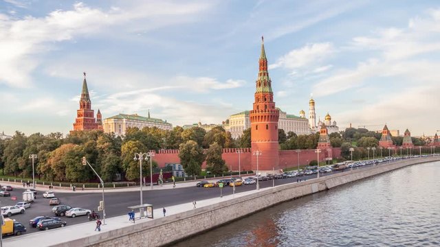 Moscow kremlin in the evening - rotation time-lapse video
