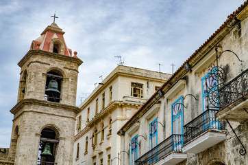 Fototapeta na wymiar Plaza de la Catedral San Cristóbal, La Habana, Cuba