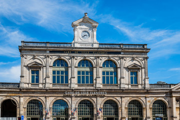 Fototapeta na wymiar Bâtiment de la gare de Lille Flandres