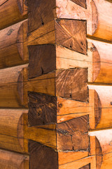 Угол деревянного дома
