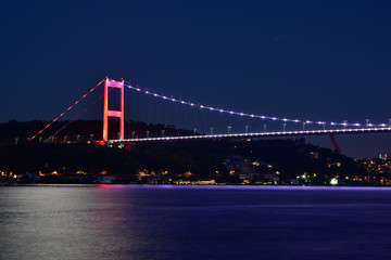 Fototapeta na wymiar Fatih Sultan Mehmet Bridge in Istanbul, connecting Europe and Asia