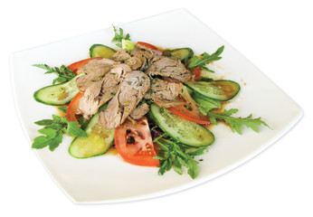 Salad with roast beef, tomatoes, cucumbers