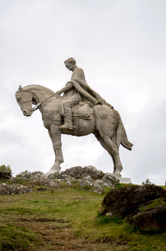 monumento Cerro Artigas
