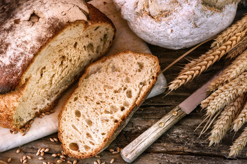 Freshly baked bread in rustic setting