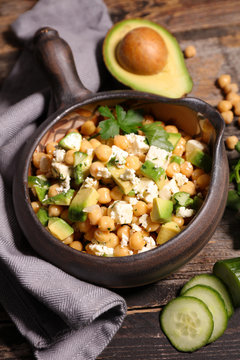 Chickpea Salad With Avocado