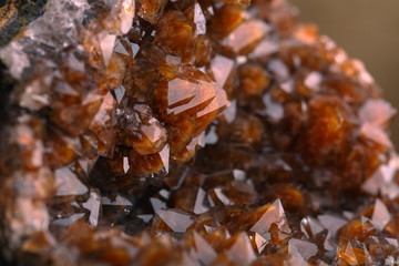 Quartz with iron oxide on hematite.