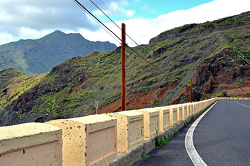 Bergstraße auf Teneriffa