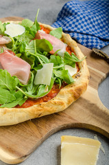 Rustic parma ham pizza