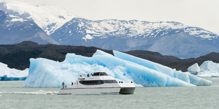 Tourboat in Lake Argentino, Los Glaciares National Park, Santa C
