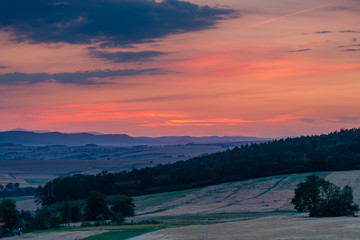 Fototapeta na wymiar Panorama Sudetów podczas zachodu słońca