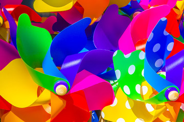 Windmühlen bunt
