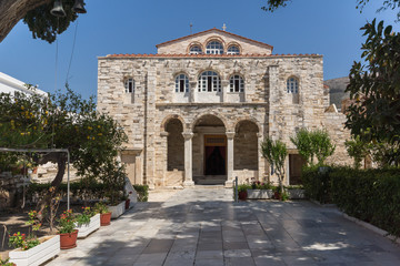 Fototapeta na wymiar Church of Panagia Ekatontapiliani in Parikia, Paros island, Cyclades, Greece