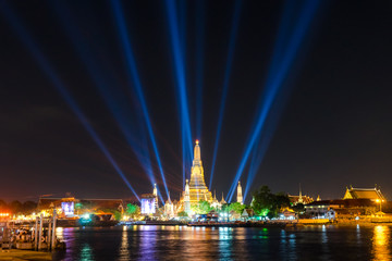 Fototapeta na wymiar Lighting effects at Wat Arun Temple in the night, Bangkok, Thail