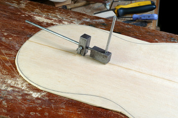Upper deck and the circular knife