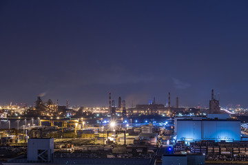 Fototapeta na wymiar modern manufacturing industry night view